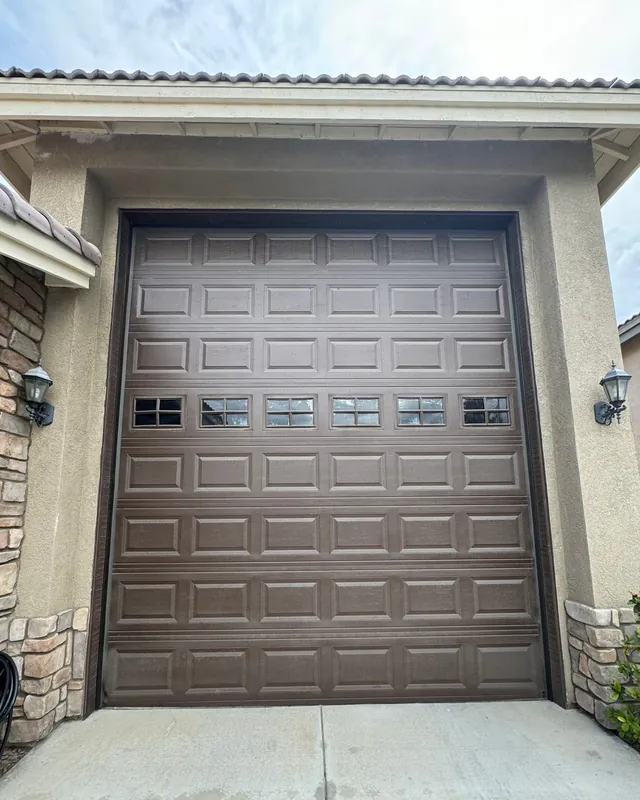 A beautiful Inland Empire home with a clean, newly installed garage door by 24/7 Garage Door and Gate Services LLC